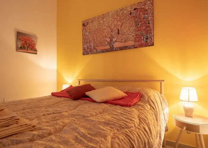 Arpa Center * بولونيا